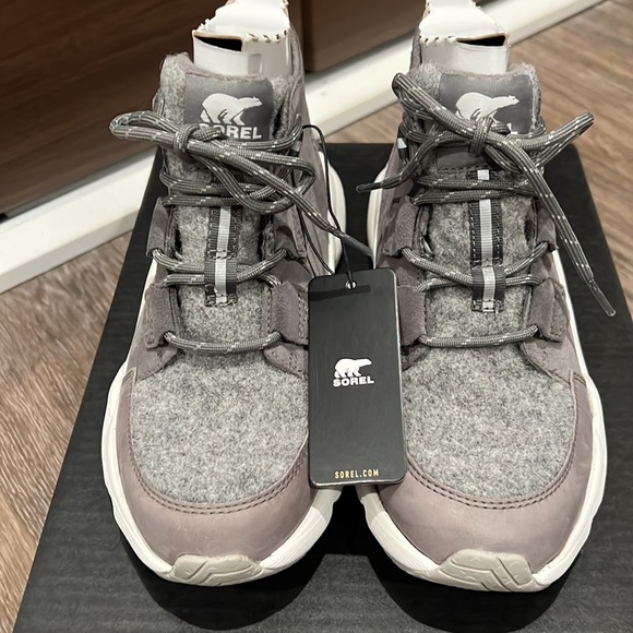 NIB Sorel Boots 7 - Picture 2 of 5